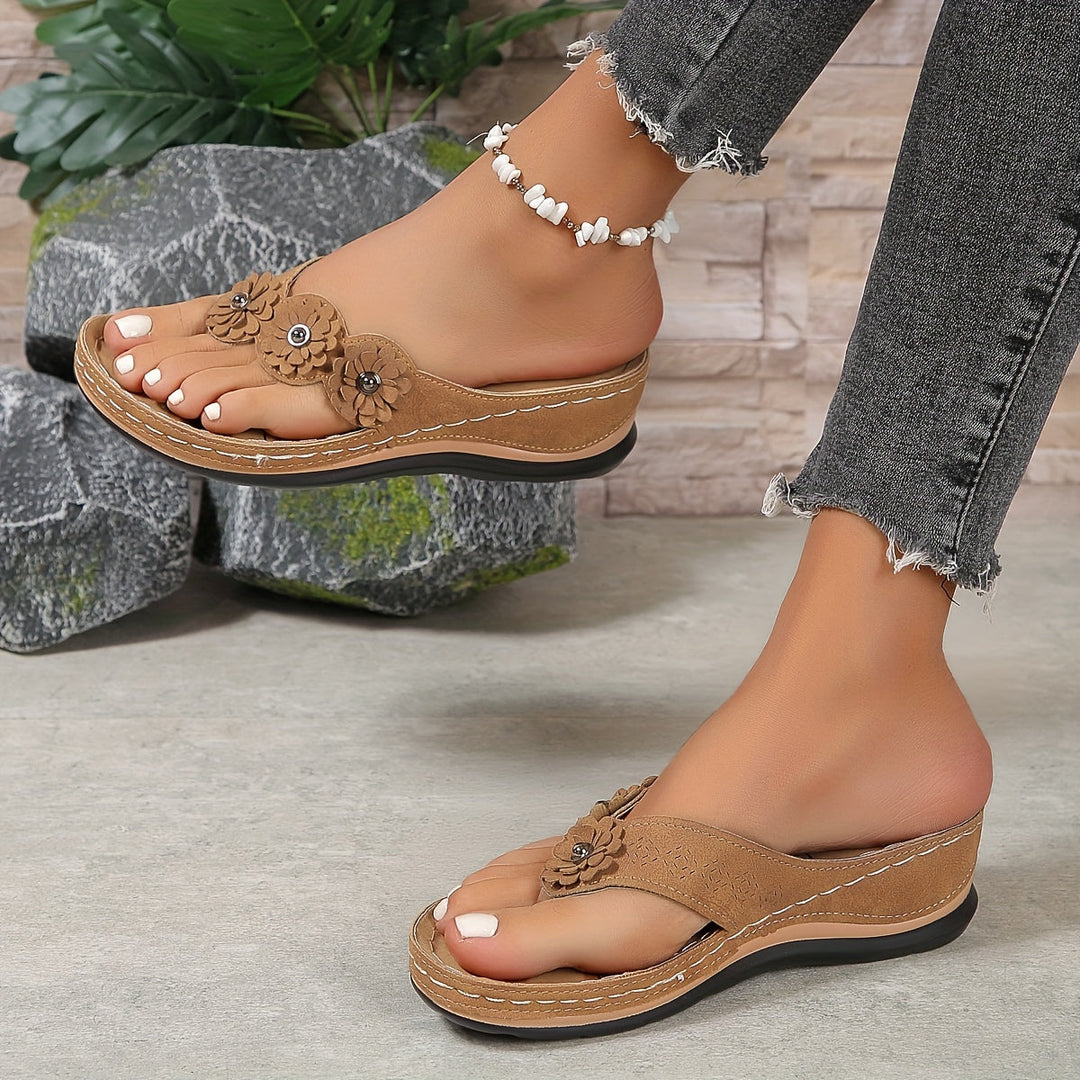 Thalira - Comfortable Sandals