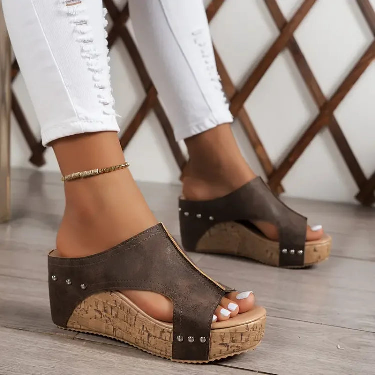Nyari - Comfortable Sandals