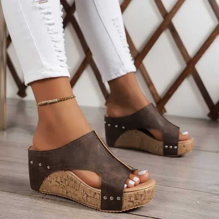 Nyari - Comfortable Sandals