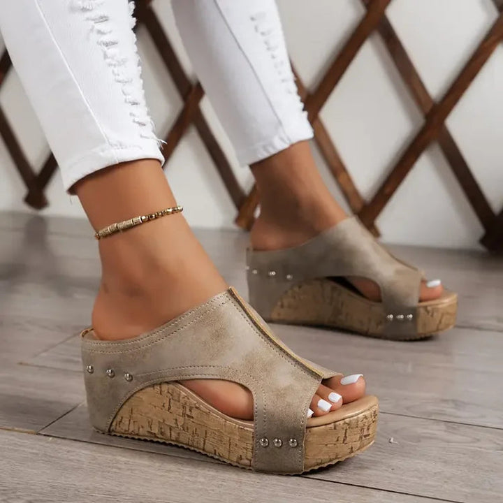 Nyari - Comfortable Sandals