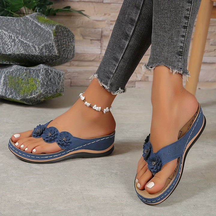 Thalira - Comfortable Sandals